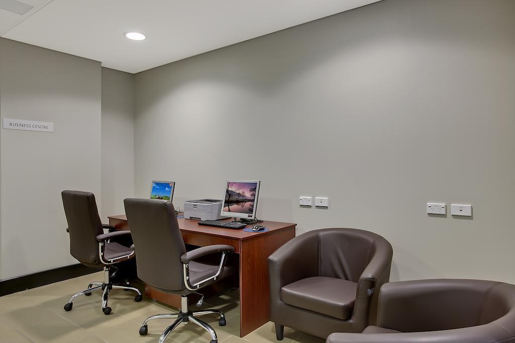 Quality Suites Pioneer Sands Wollongong Eksteriør billede