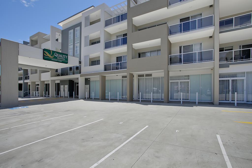 Quality Suites Pioneer Sands Wollongong Eksteriør billede