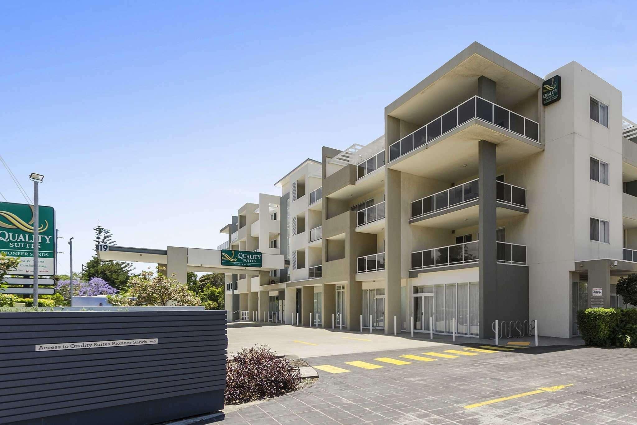 Quality Suites Pioneer Sands Wollongong Eksteriør billede