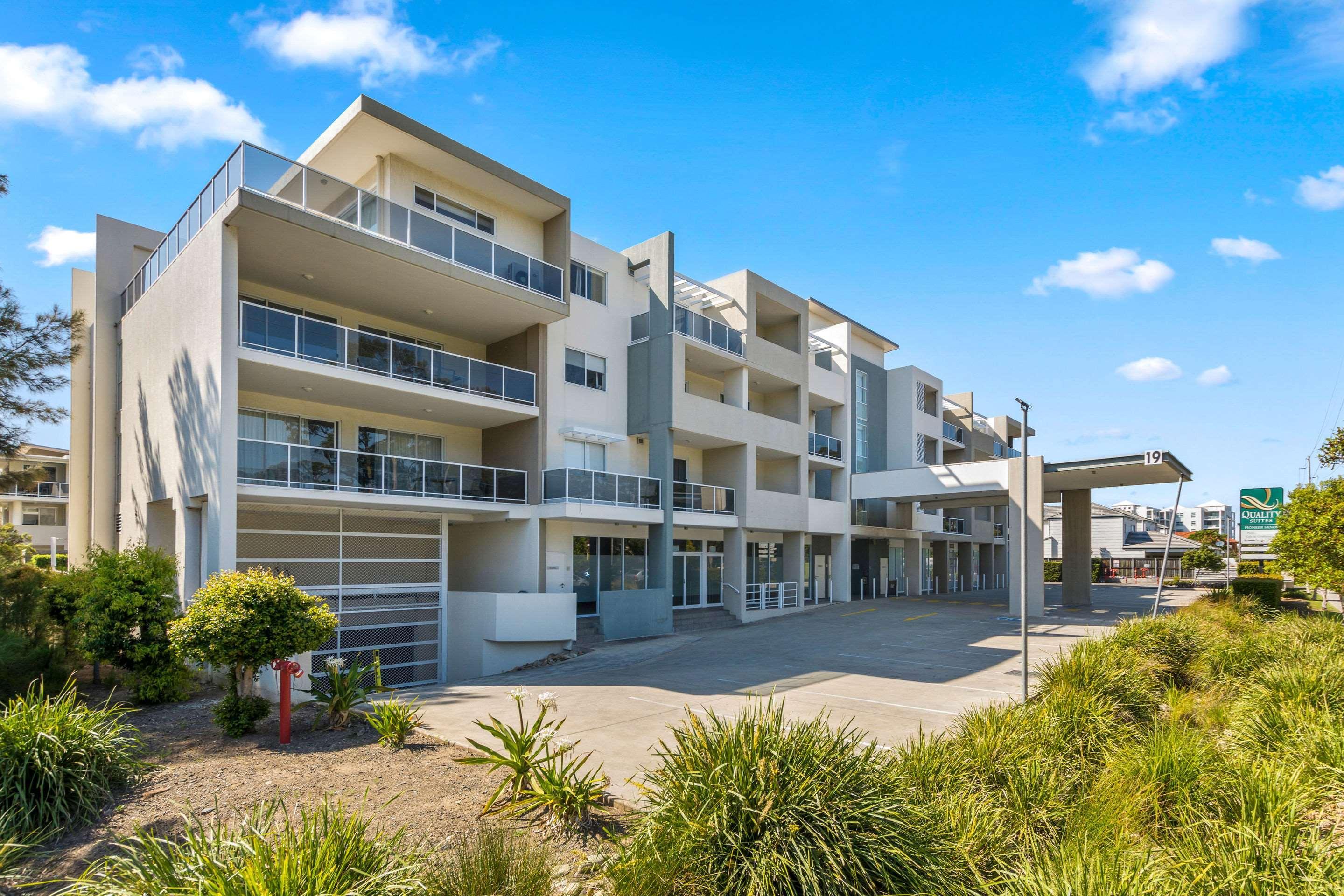 Quality Suites Pioneer Sands Wollongong Eksteriør billede
