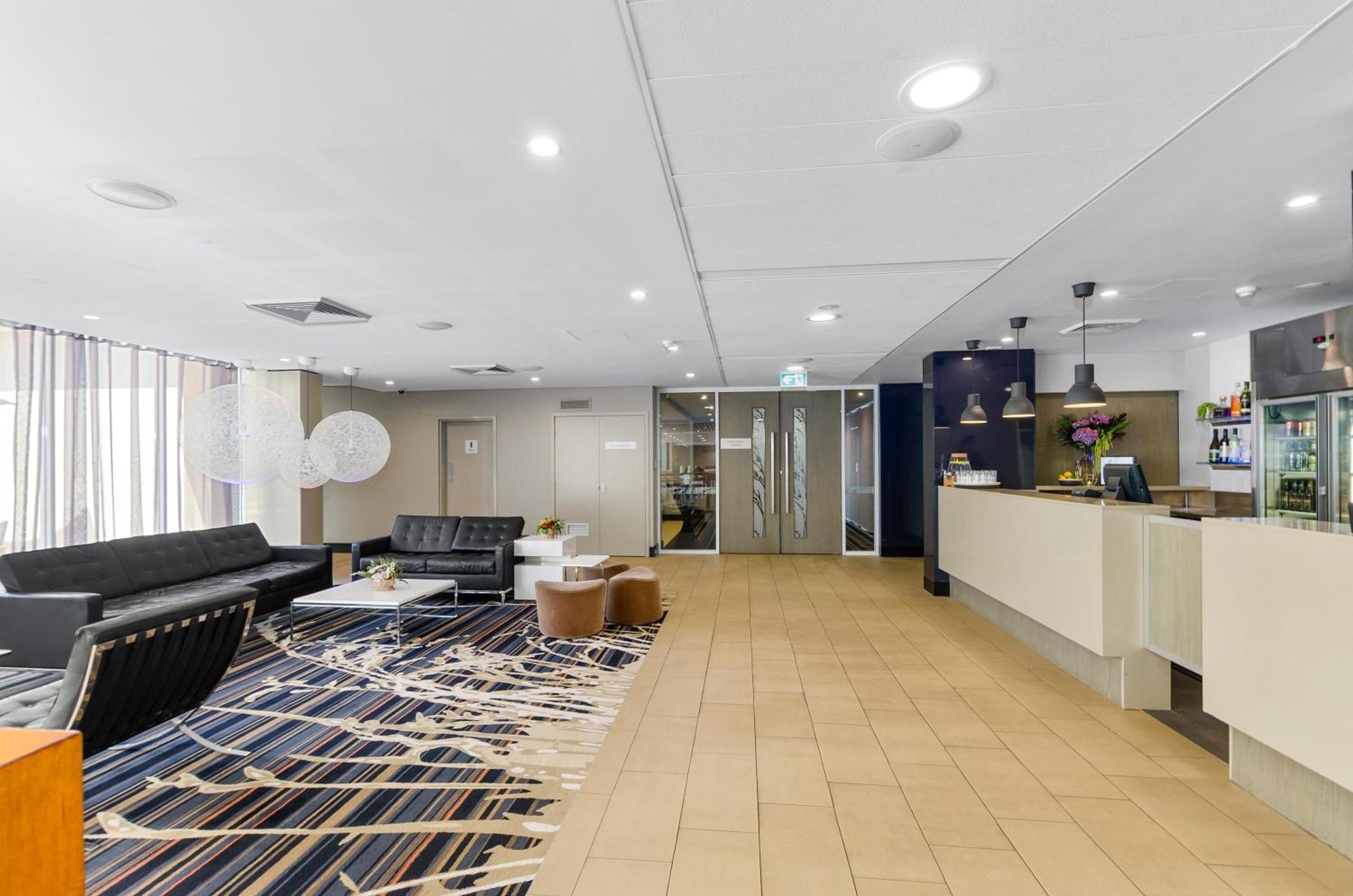 Quality Suites Pioneer Sands Wollongong Eksteriør billede