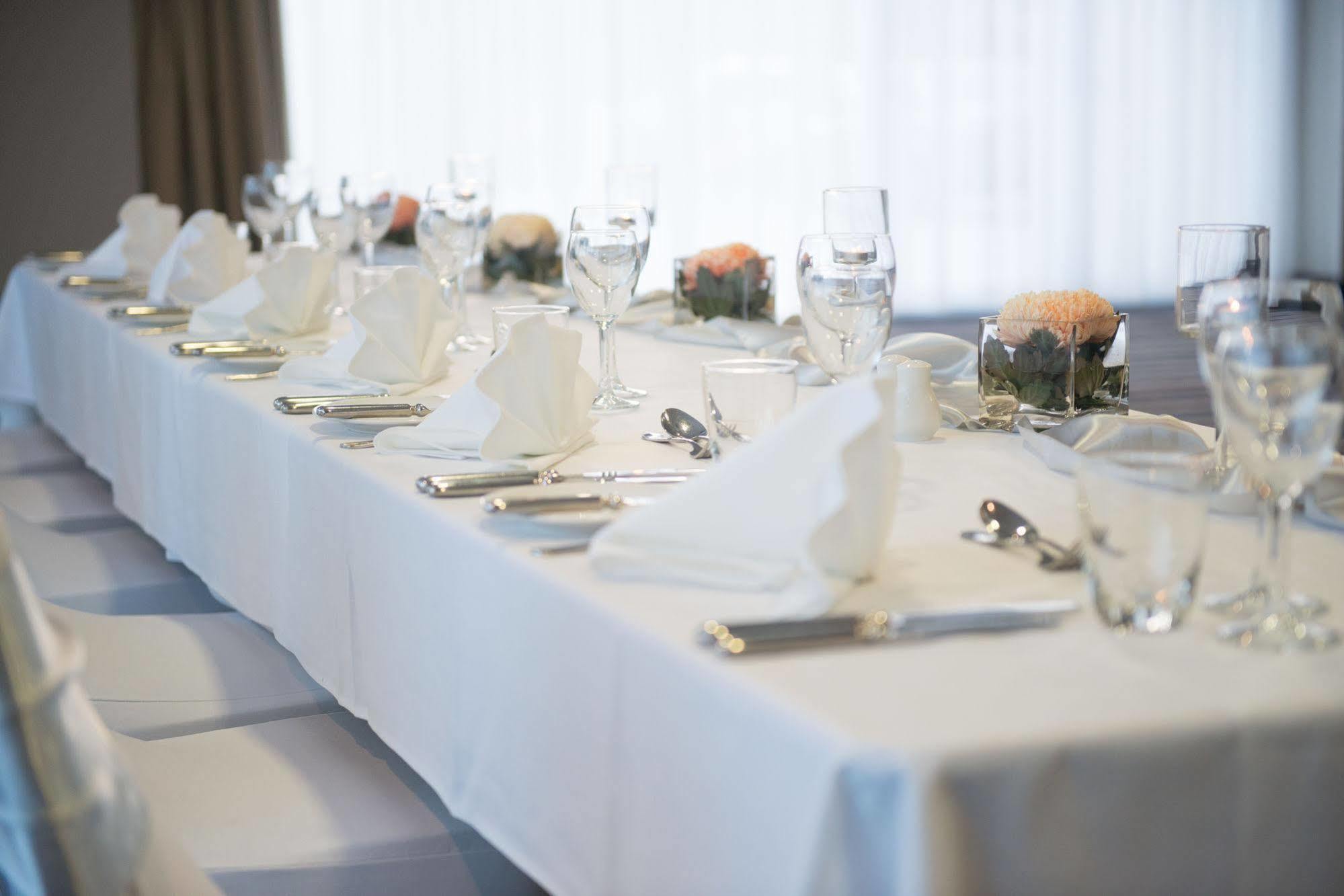 Quality Suites Pioneer Sands Wollongong Eksteriør billede
