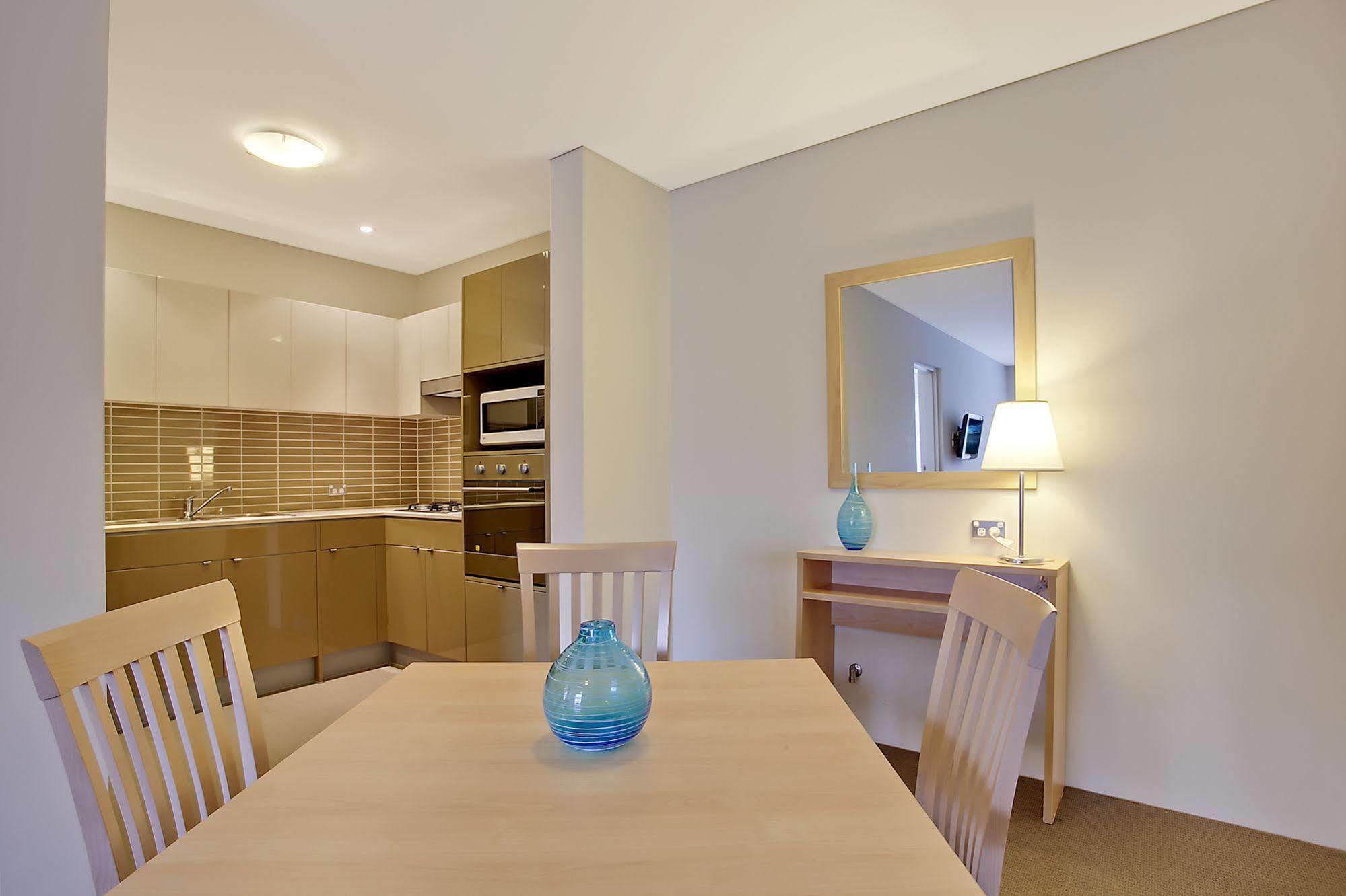 Quality Suites Pioneer Sands Wollongong Eksteriør billede