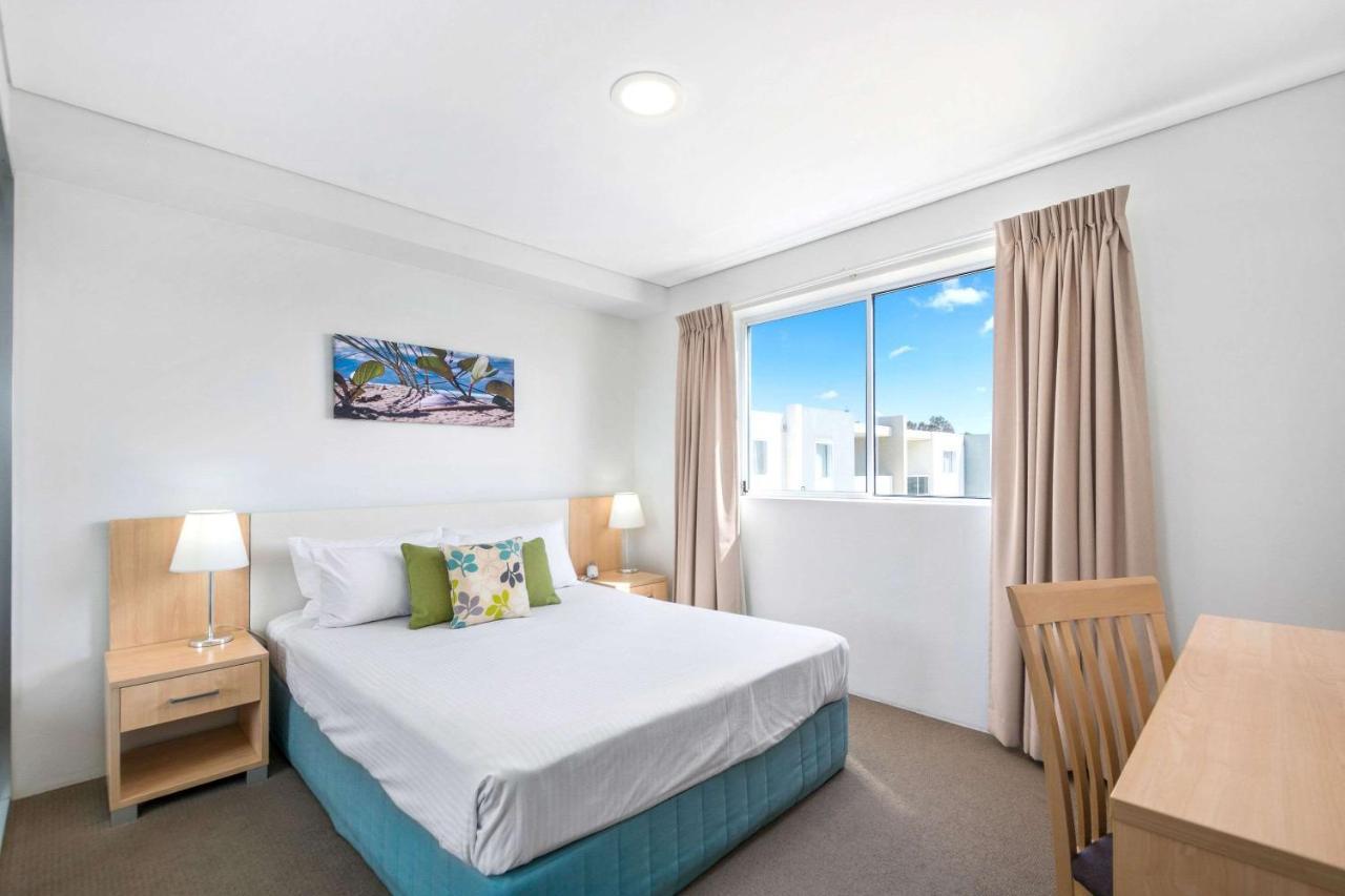 Quality Suites Pioneer Sands Wollongong Værelse billede